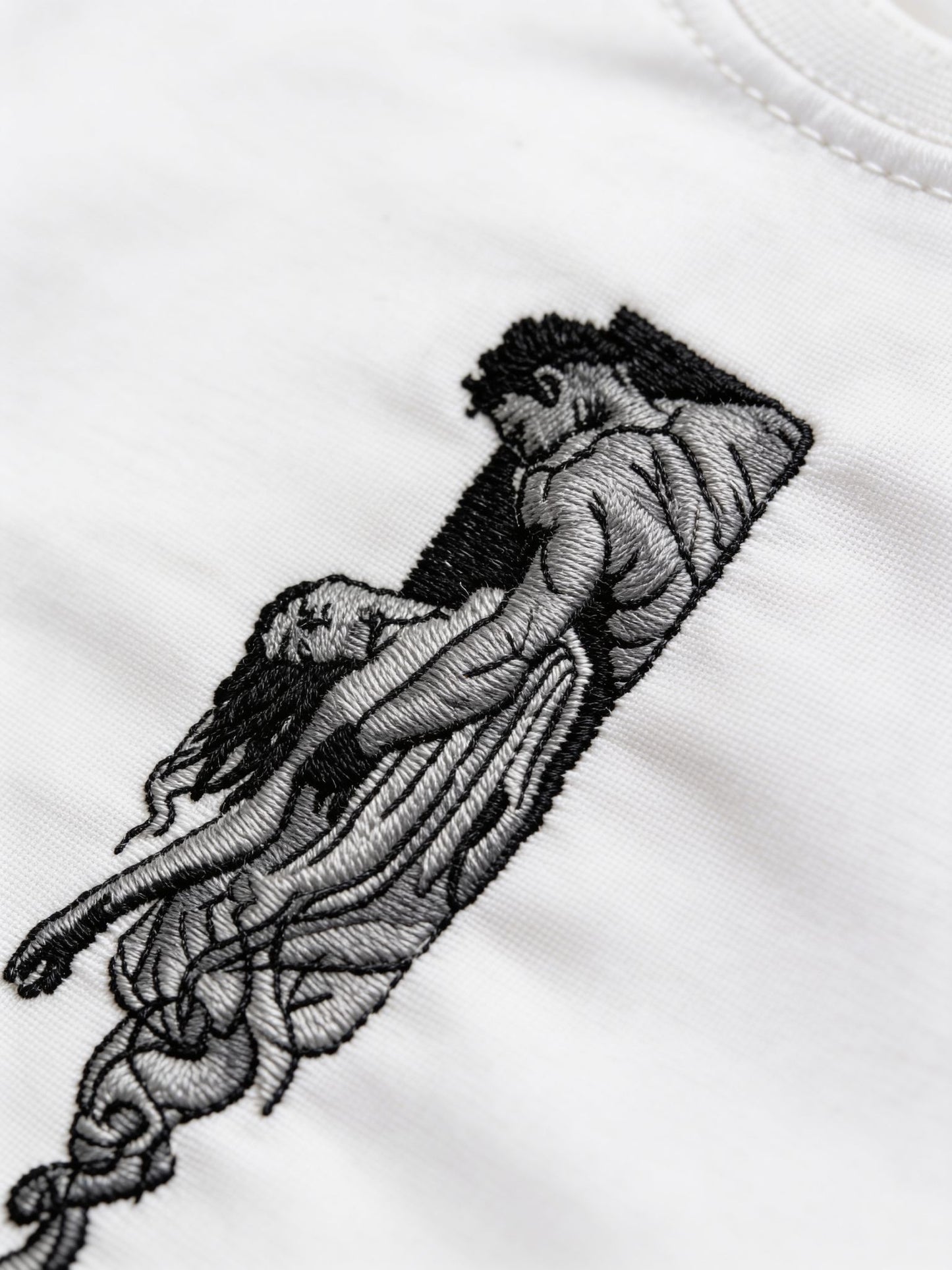 Ebedi Aşk Nakışlı Tshirt