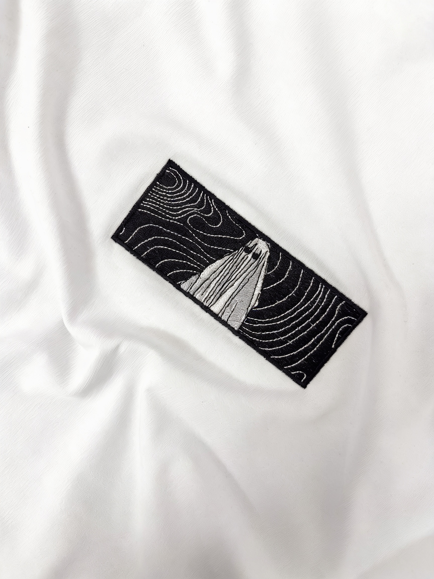 Echo Ghost Nakışlı Tshirt