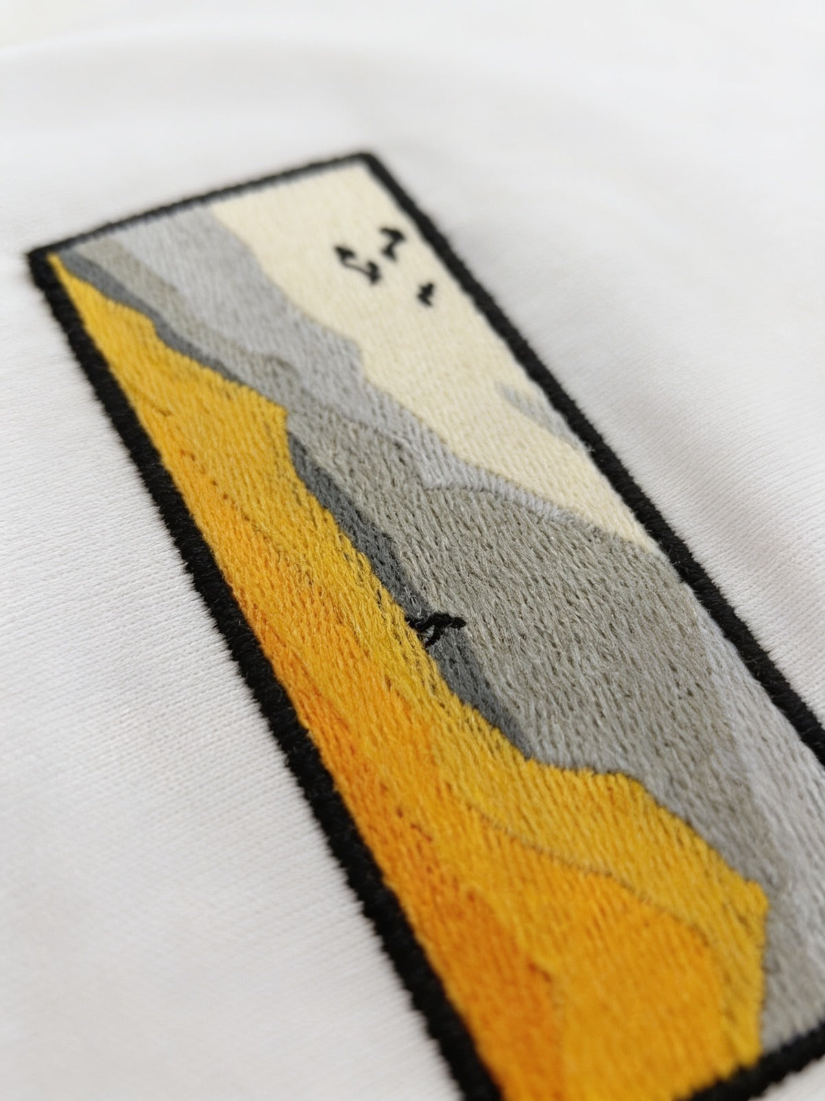 Sessiz Zirve Nakışlı Tshirt