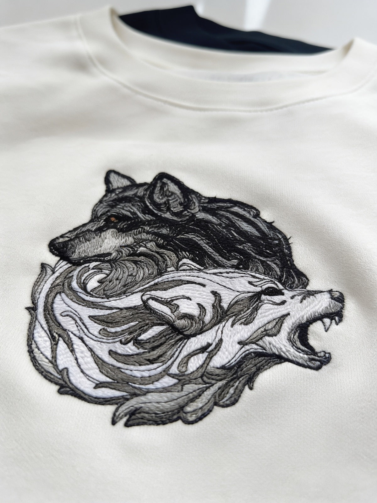 Yin Yang Wolf Nakışlı Tshirt